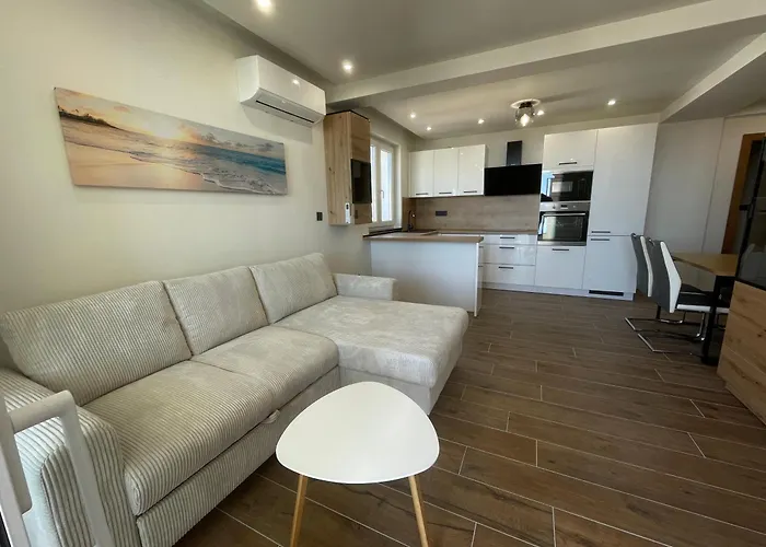 Mariva - 26 * Makarska